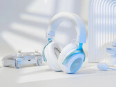 The headset features 50mm dynamic drivers, virtual 7.1 surround sound, and a dual-microphone system with environmental noise cancellation.