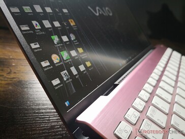 Intel Core i5-1155G7 debut: VAIO SX12 laptop review 