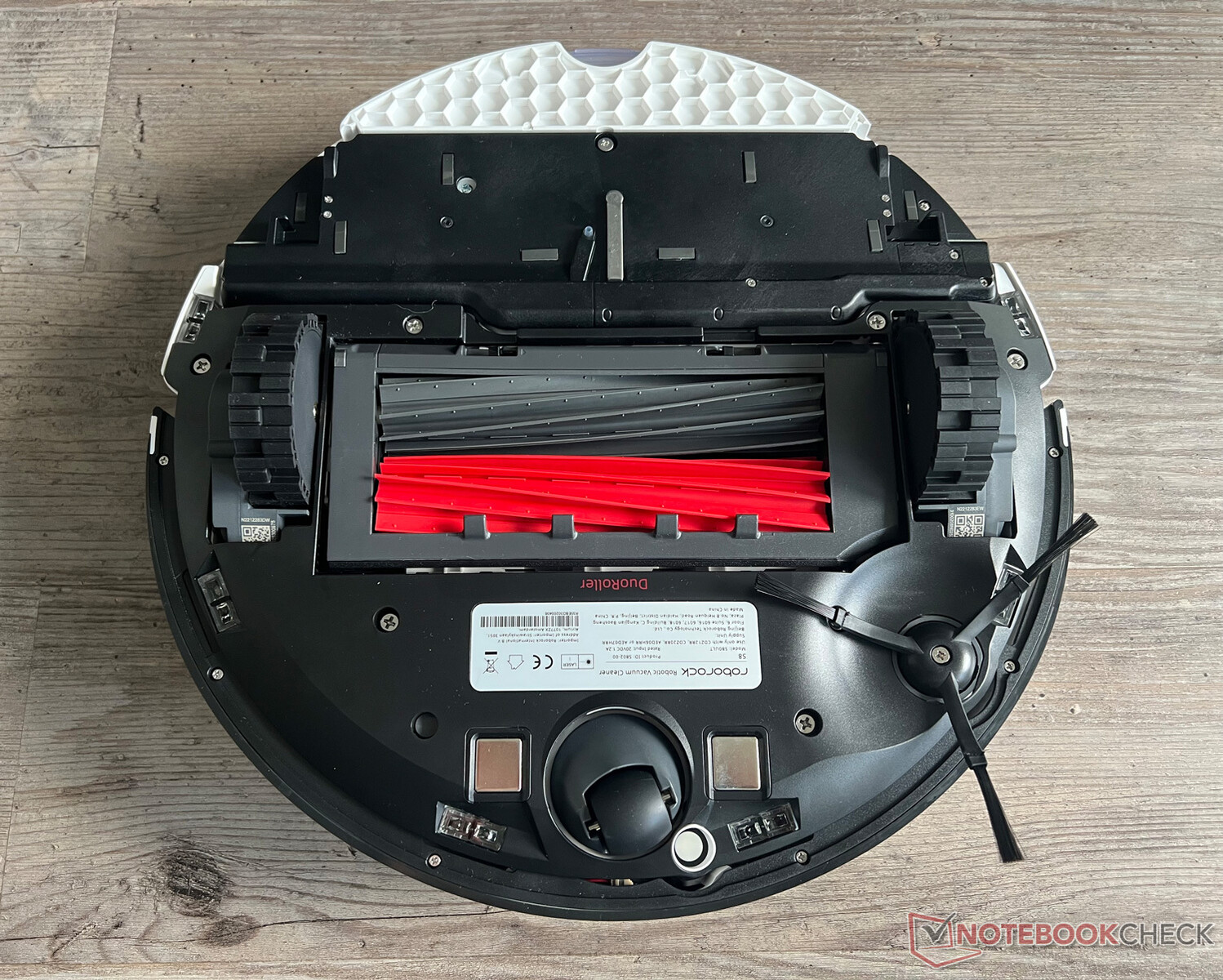 Roborock S8 review: Excellent robot mop vacuum cleaner with useful