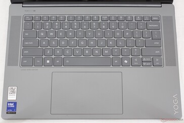 Identical keyboard layout as on the Yoga 7 14 G9