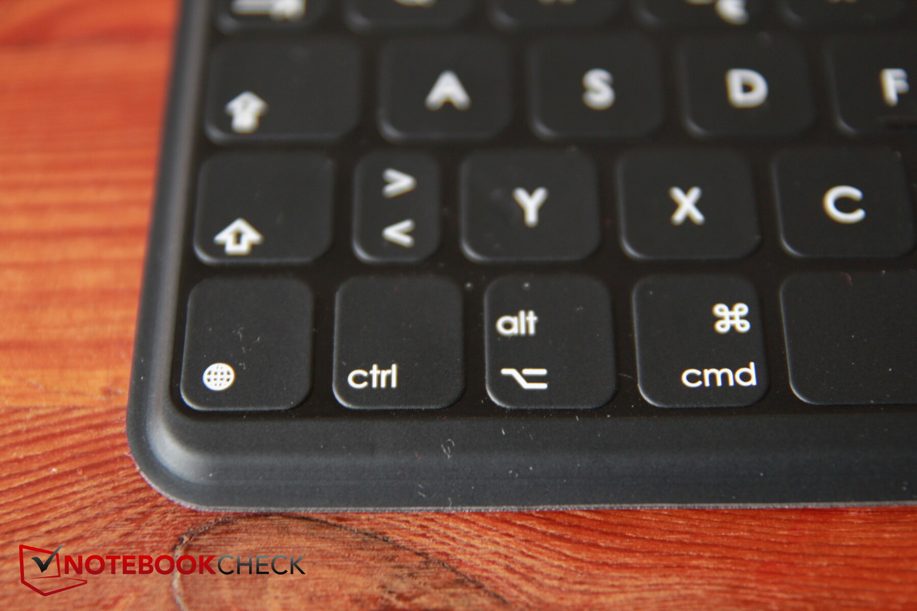 Logitech Keys-to-Go Ultra Slim Keyboard - Apple