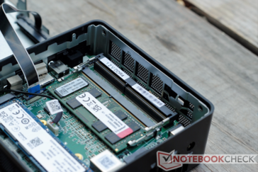 There are two DDR4 SODIMM slots.