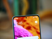 The Xiaomi Redmi Note 13 4G has been updated with a more modern look in particular 