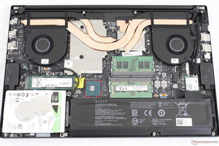 2019 Blade 15 Base Model. Note the M.2 slot and 2.5-inch SATA III bay