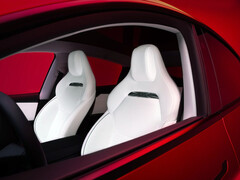 The racy Tesla Model Y Performance bucket seats. (Image source: Tesla)