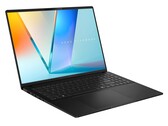 The Asus Vivobook S 16 (S5606CA) is relatively lightweight at just 1.5 kg (3.31 lbs). (Image source: Asus)