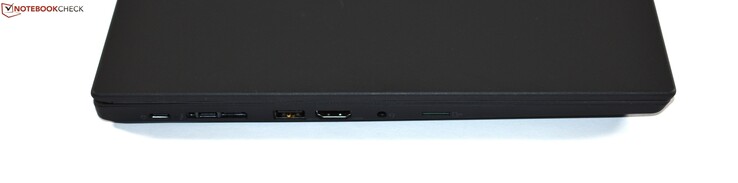left: USB 3.1 Gen 1 type C, Thunderbolt 3, USB 3.0 type A, HDMI, combo audio, microSD reader
