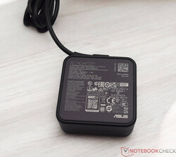 The Asus ExpertBook B1's power supply