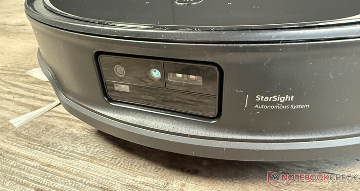 StarSight System 2.0 in the front of the Roborock Saros 10R