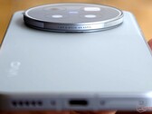 The Vivo X500 Pro Max (and the smaller Vivo X500 Pro) are now also available in their first destinations outside China.