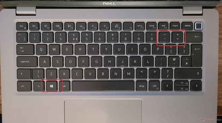 Zooming in and out in Manjaro (Image Source: Antony Muchiri)
