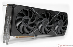AMD Radeon RX 7900 XT دارای پردازنده گرافیکی Navi 31 با 80 مگابایت حافظه نهان بی نهایت است.  (منبع: Notebookcheck)