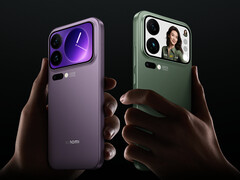 The Xiaomi 17 Pro and Xiaomi 17 Pro Max depart from most candybar smartphones with comparatively large secondary displays. (Image source: Xiaomi)