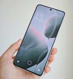 An alleged shot of the Redmi K70E, which will be just over 8 mm thick. (Image source: Digital Chat Station)