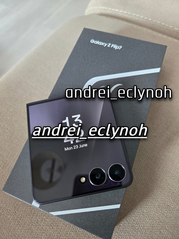 Someone is celebrating their new Samsung Galaxy Z Flip7 a little too early. (Image source: andrei_eclynoh)
