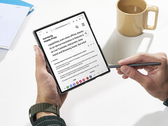 Stable One UI 7 rollout for more Galaxy phones and tablets is now planned for April 2025 (Image source: Samsung)