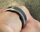 Swollen Samsung Galaxy Ring on a user's finger. (Image source: Daniel on X)