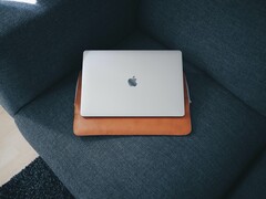 Does your MacBook Pro 13 2019 turn off seemingly at random. (Image source: Oliur & Unsplash)