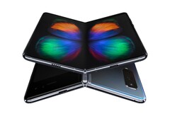 Samsung Galaxy Fold fails to impress, slower than Galaxy S10e and the Royole FlexPai foldable