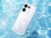 The Oppo Reno16 Pro has a strikingly decorated back.