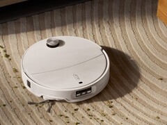 Roborock has launched the Qrevo CurvX robot vacuum in the US. (Image source: Roborock)