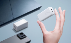 The ASUS 65W USB-C GaN charger has a compact form factor, measuring 32 x 64.1 x 30 mm. (Image source: ASUS)