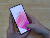 Samsung is said to be sitting on a huge stockpile of unsold smartphones (image via own)