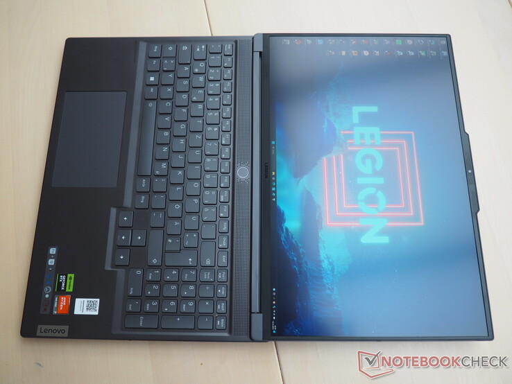 Lenovo Legion Slim 7 16