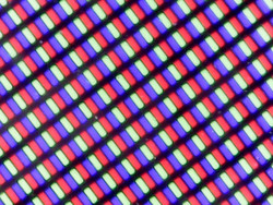 Sub-pixel array
