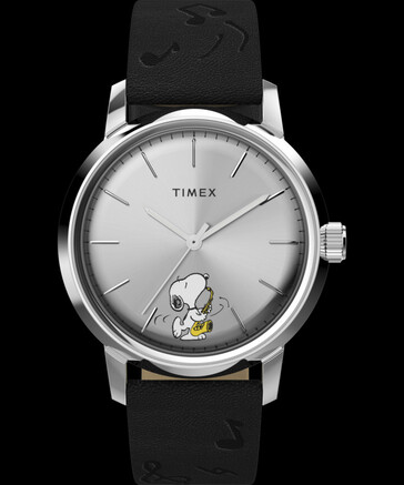 Peanuts-themed Q Timex GMT. (Image source: Timex)