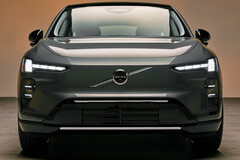 Deliveries of the new Volvo EX60 have begun in Europe. The electric SUV offers up to 810 kilometers of electric range.