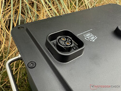 Connection to the battery