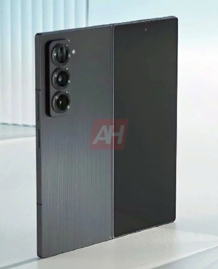 An alleged look at the Galaxy Z Fold6 Special Edition that leaked earlier this year. (Image source: Android Headlines)
