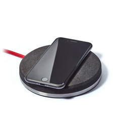 Grovemade Wireless Charging Pad. (Source: Grovemade)