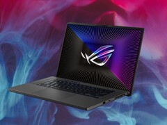 The 2023 Rog Zephyrus G16 has a moderate weight of around 2 kg (4.41 lbs). (Image source: Asus, Unsplash, edited)