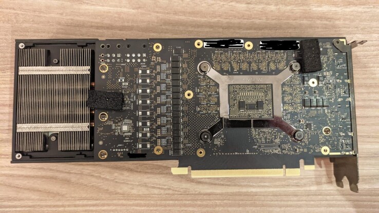 PCB of an Intel Arc GPU. (Image source: Bionic Squash on Twitter)