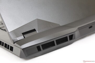 Smooth matte metal chassis from top to bottom