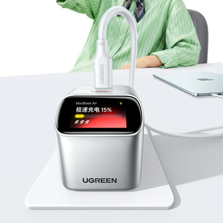The Ugreen X740 45W GaN charger can identify your iPhone or MacBook Air