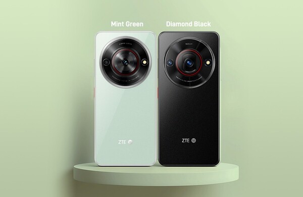 The ZTE Blade A75 5G has a glass back. (Image source: ZTE)