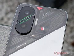 The Poco F7 should be comparatively affordable for a smartphone with a Snapdragon 8s Gen 4 chipset and 12 GB of RAM. (Image source: Notebookcheck)