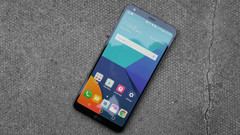 Instead of using the latest Snapdragon 835, LG opted to use last year's Snapdragon 821. (Source: Tech Radar) Instead of using the latest Snapdragon 835, LG opted to use last year's Snapdragon 821. (Source: Tech Radar)