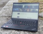 Enough with the cheap screens, Lenovo: Low end screen of ThinkPad E14 Gen 6 should not be a thing anymore (pictured: Lenovo ThinkPad E14 Gen 6 outdoors, picture source: Benjamin Herzig/Notebookcheck.net)
