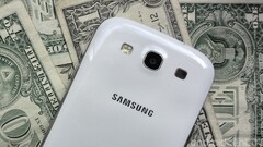 Samsung is still the world's largest smartphone manufacturer. (Source: Android Central)