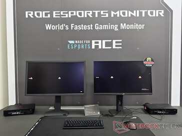 Asus compares the low motion blur rating of the ROG Strix Ace XG248QSG (Image source: Notebookcheck)