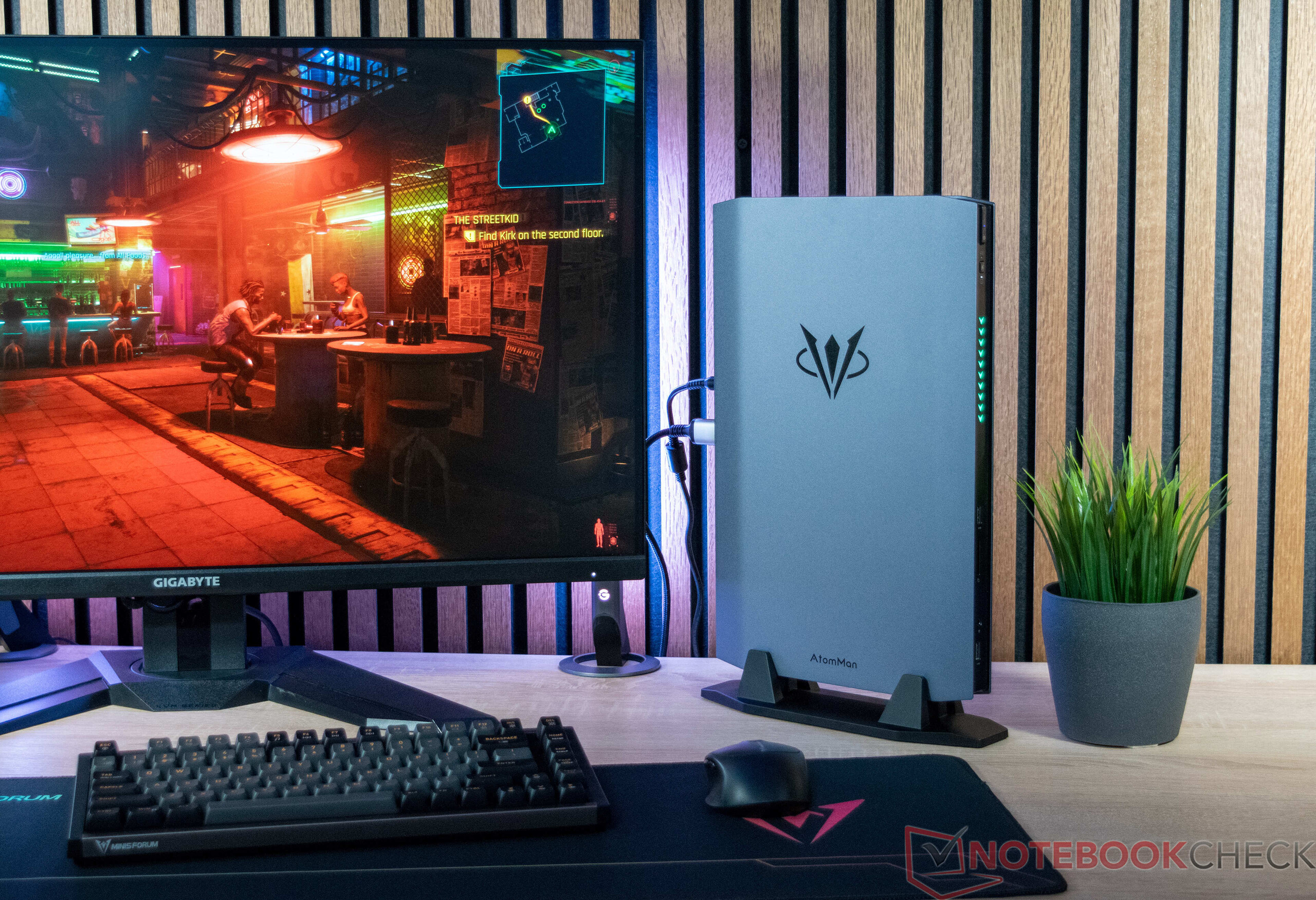 Minisforum AtomMan G7 Ti review Gaming laptop without a screen as a spacesaving alternative to