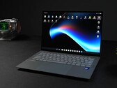 The Asus Googlebook 14 weighs less than 1 kg (2.2 lbs.).