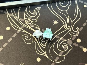 The Kalih low profile switch on Akko Air 01