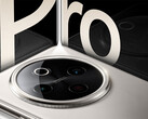 Vivo Y300 Pro will also feature a quad-curved display (Image source: Vivo - edited)