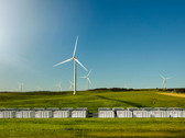 The backup power system consists of a 100 MW Li-ion Powerpack from Tesla, coupled with Neoen's Wind Farm near Jamestown, South Australia. (Source: Tesla)