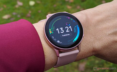The Galaxy Watch Active 2 runs on the Exynos 9110, a 10 nm SoC. (Image source: NotebookCheck) 